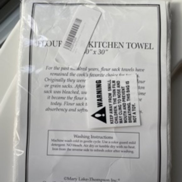 NWT "Red Truck" Kitchen Towel - Picture 2 of 6